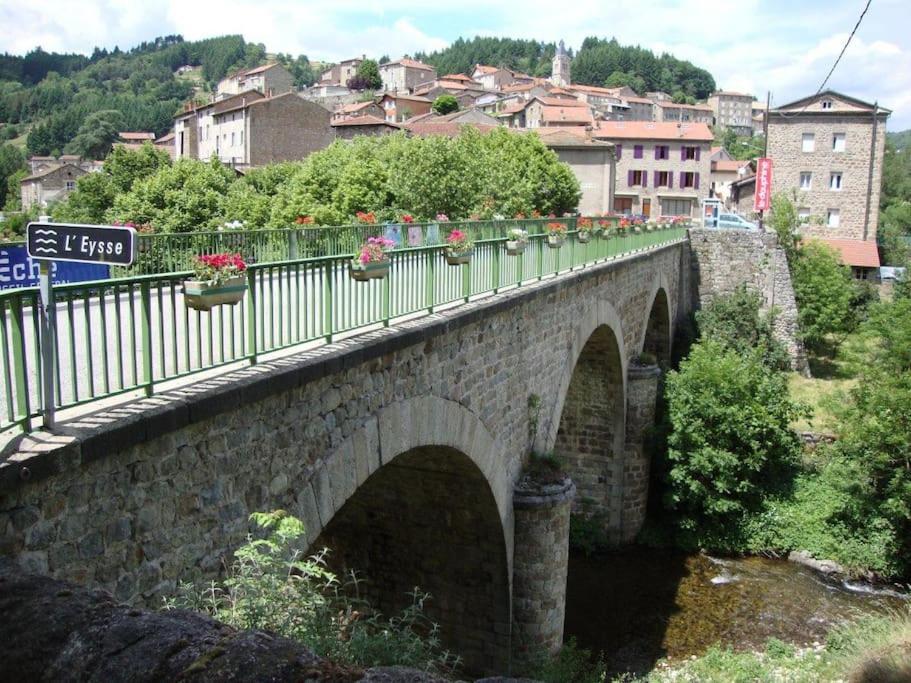 2 Chambres D'Hotes Avec Kitchenette, Frigo, Dolce Via Saint-Martin-de-Valamas Kültér fotó