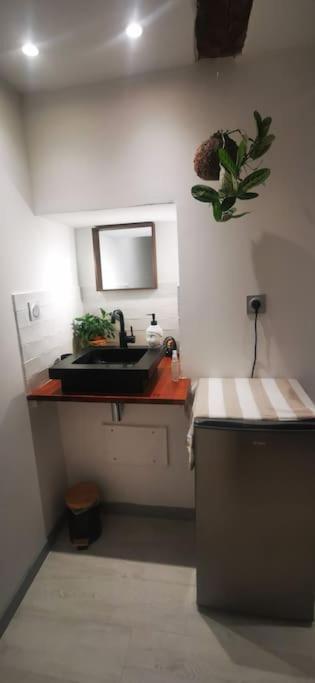 2 Chambres D'Hotes Avec Kitchenette, Frigo, Dolce Via Saint-Martin-de-Valamas Kültér fotó